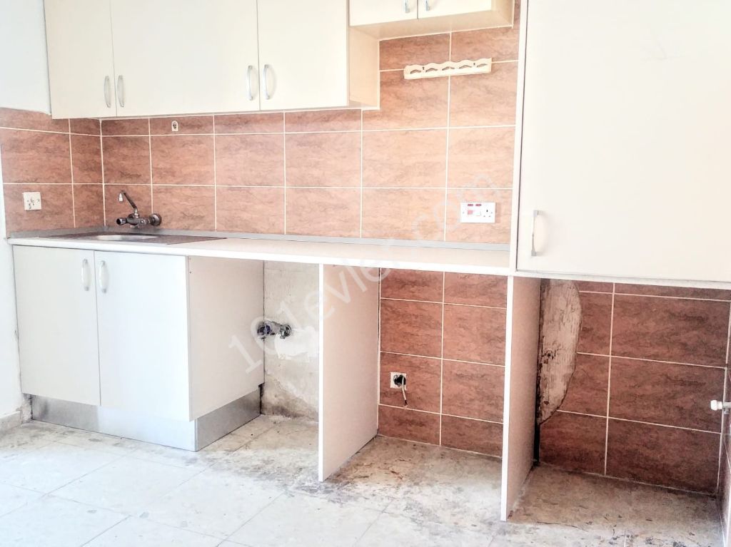 Flat To Rent in Girne Merkez, Kyrenia