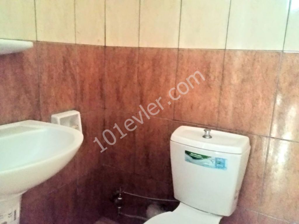 Flat To Rent in Girne Merkez, Kyrenia