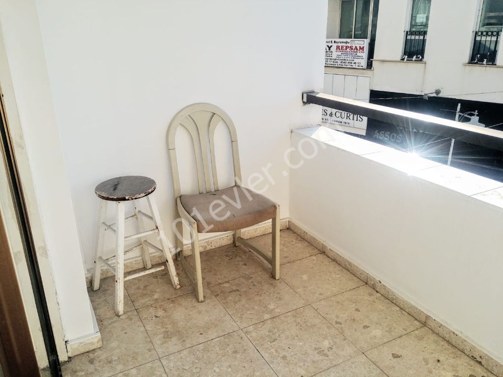 Flat To Rent in Girne Merkez, Kyrenia