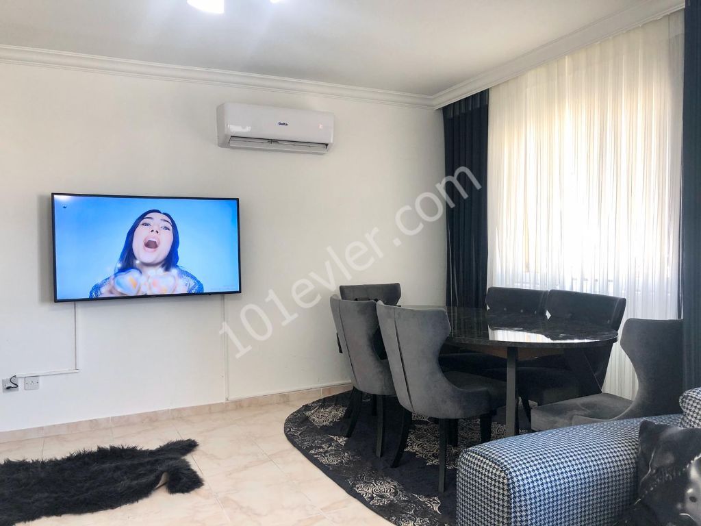 KKTC GİRNE MERKEZ'DE 2+1 SATILIK DAİRE