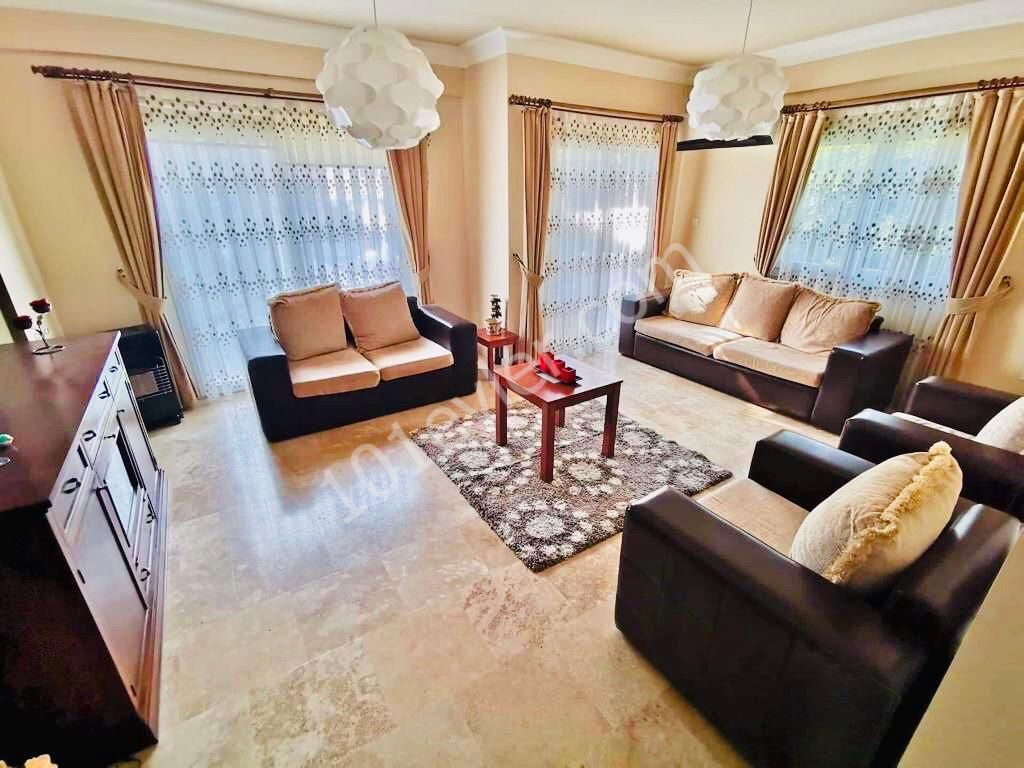 KKTC GİRNE MERKEZ'DE 3+1 SATILIK DAİRE ! FIRSAT DAİRE !