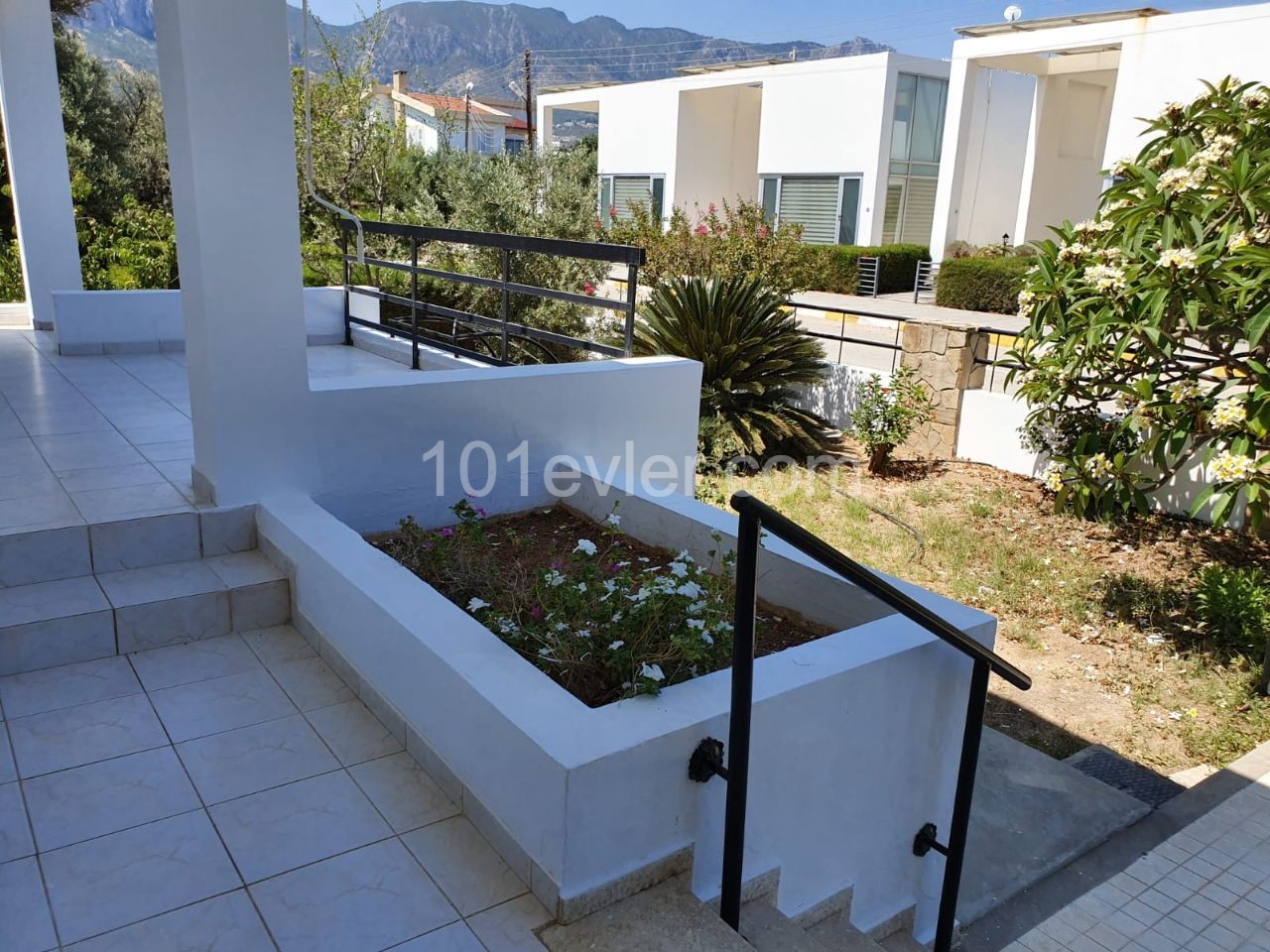 Villa For Sale in Zeytinlik, Kyrenia