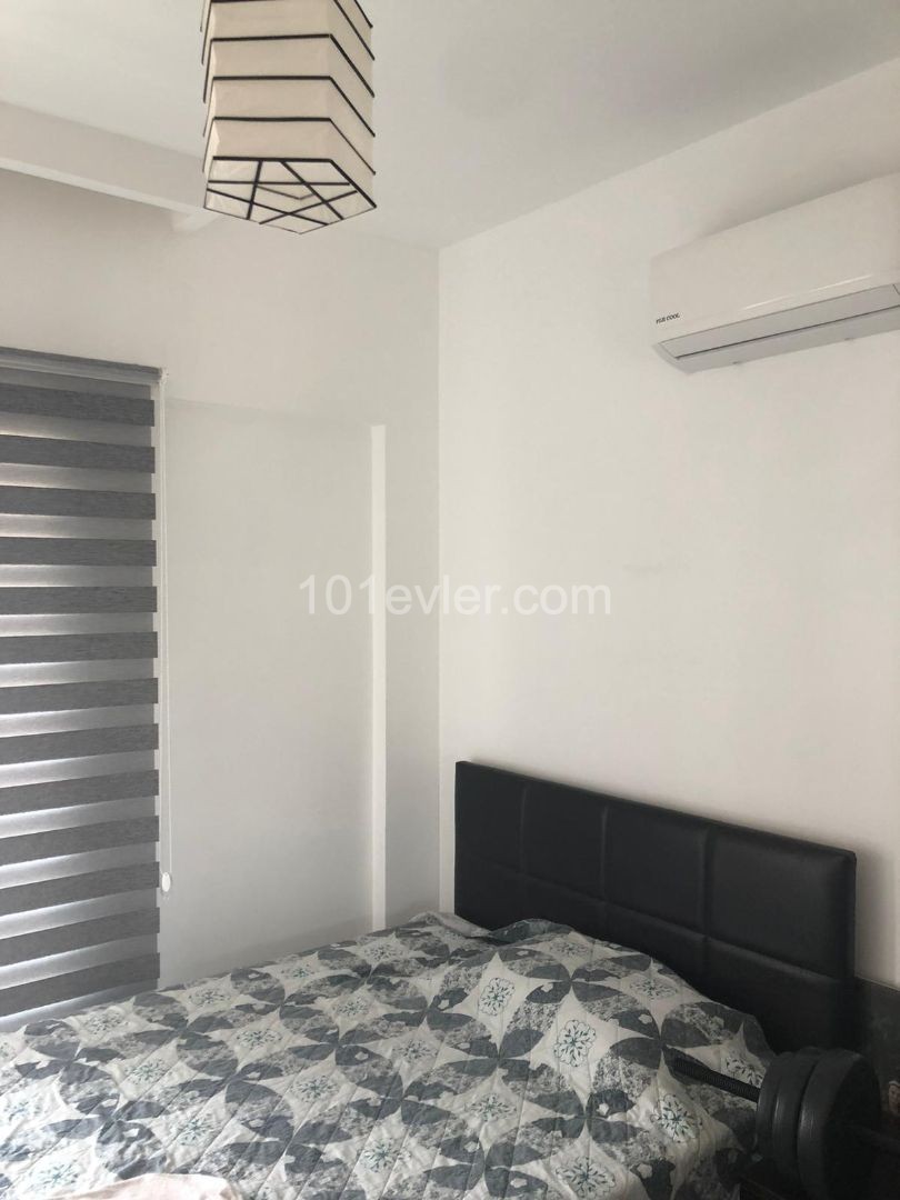 GİRNE MERKEZ'DE SATILIK 2+1 DAİRE!