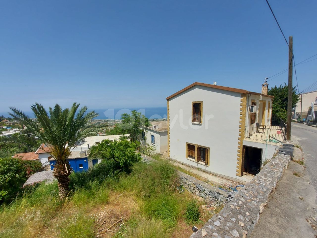 DETACHED HOUSE FOR SALE WITH WONDERFUL MOUNTAIN AND SEA VIEWS IN LAPTA BAŞPINAR! ** 