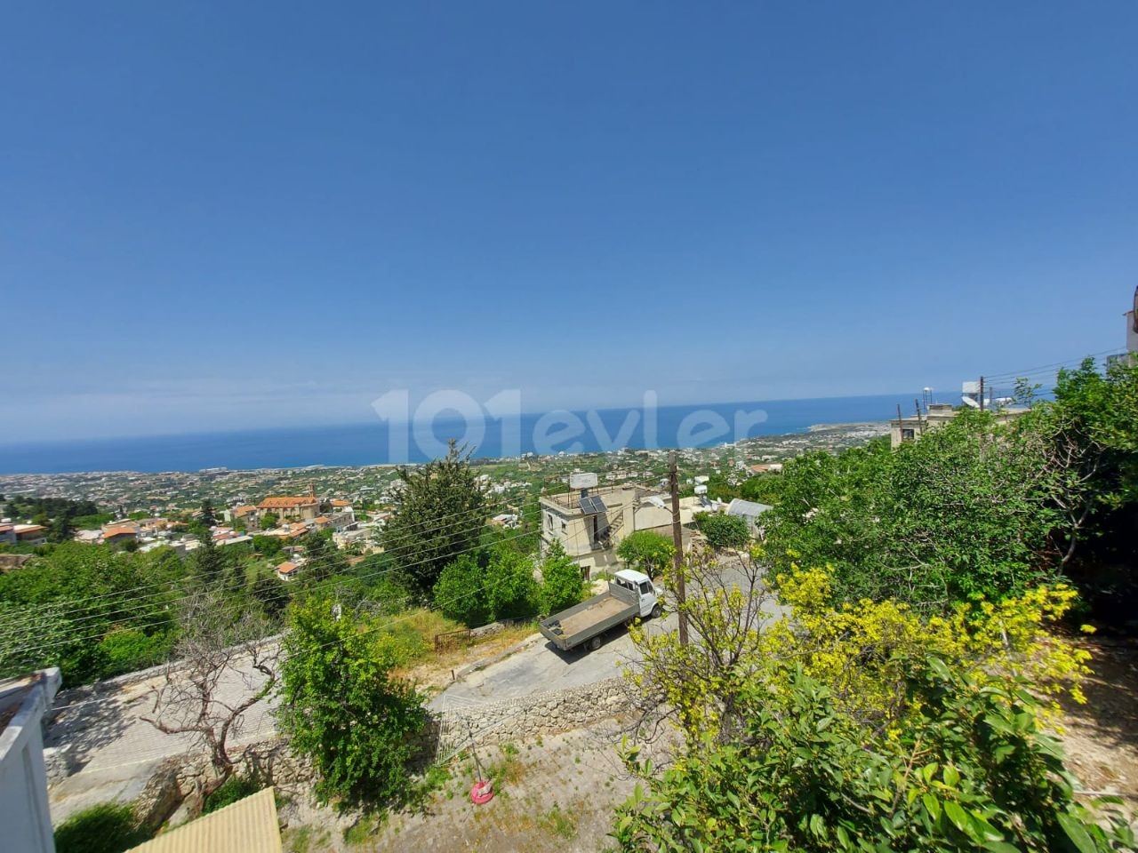 DETACHED HOUSE FOR SALE WITH WONDERFUL MOUNTAIN AND SEA VIEWS IN LAPTA BAŞPINAR! ** 