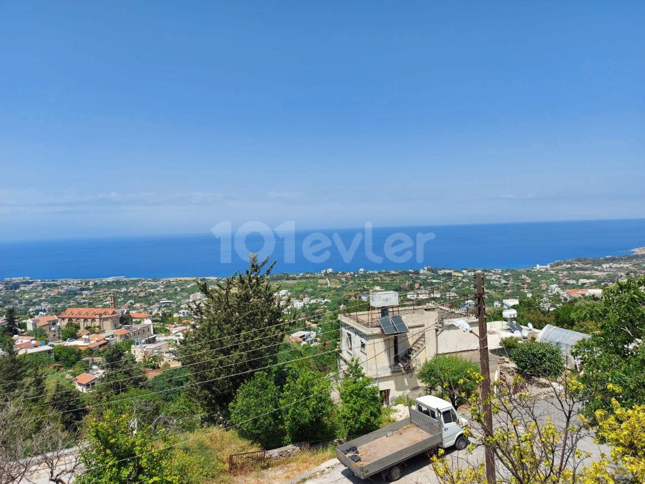 DETACHED HOUSE FOR SALE WITH WONDERFUL MOUNTAIN AND SEA VIEWS IN LAPTA BAŞPINAR! ** 