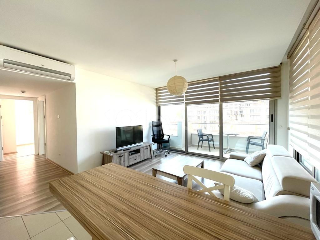 2+1 LUXURY APARTMENT FOR SALE IN KYRENIA CENTRAL WITHIN WALKING DISTANCE OF THE SEA! ** 