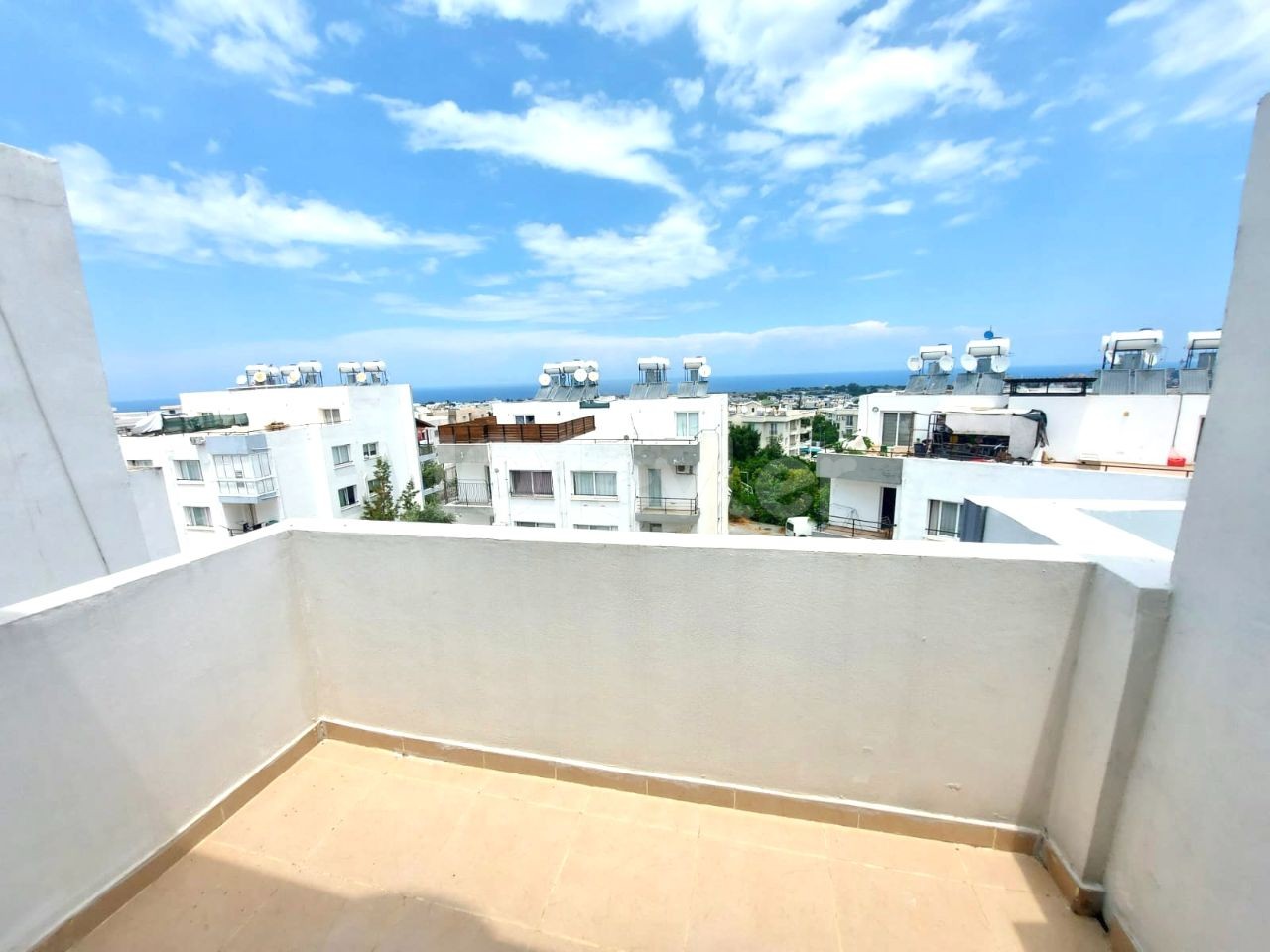 3 + 1 PENTHOUSE IN ALSANCAK ZU VERKAUFEN ** 