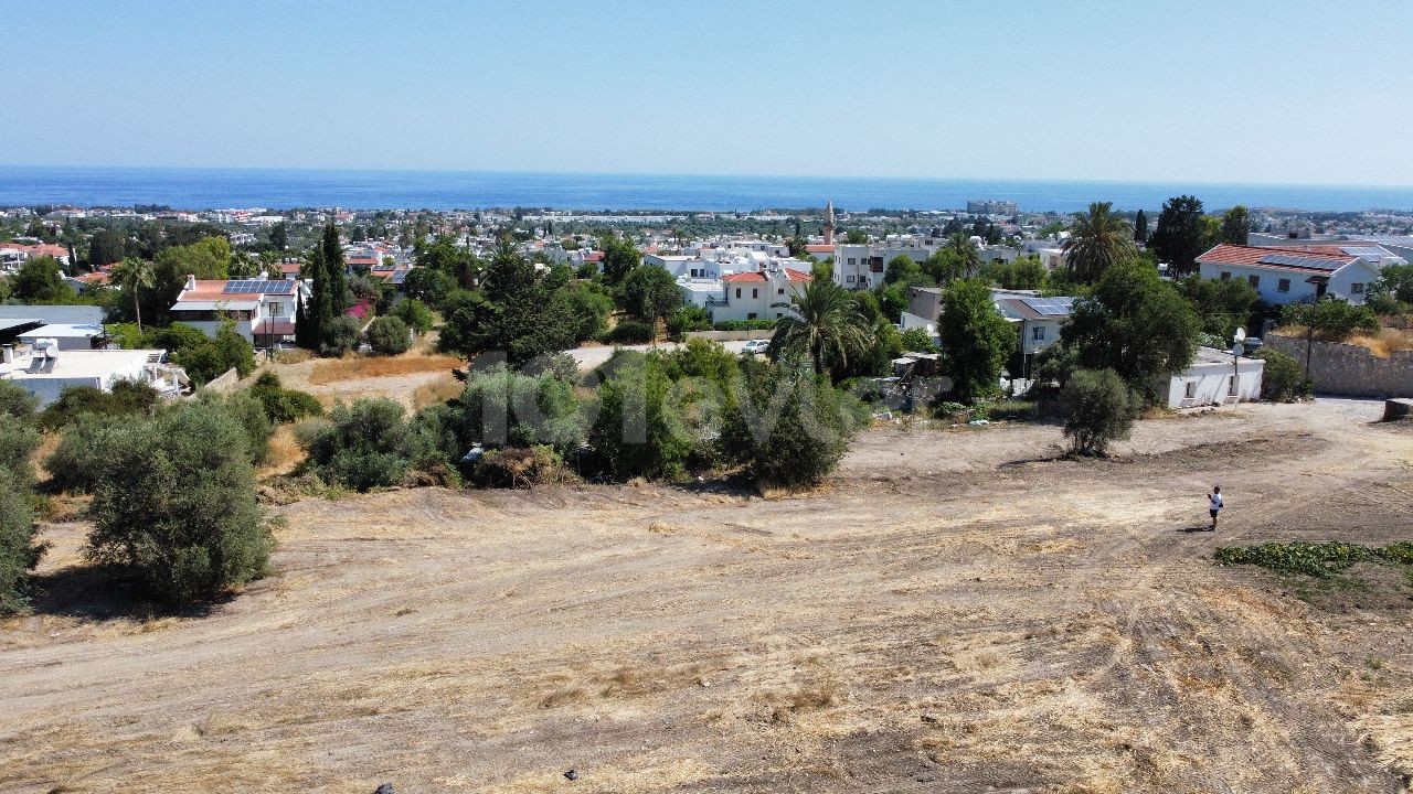 LAND WITH TURKISH TITLE FOR SALE IN KYRENIA OZANKOY (4313M2)! ** 