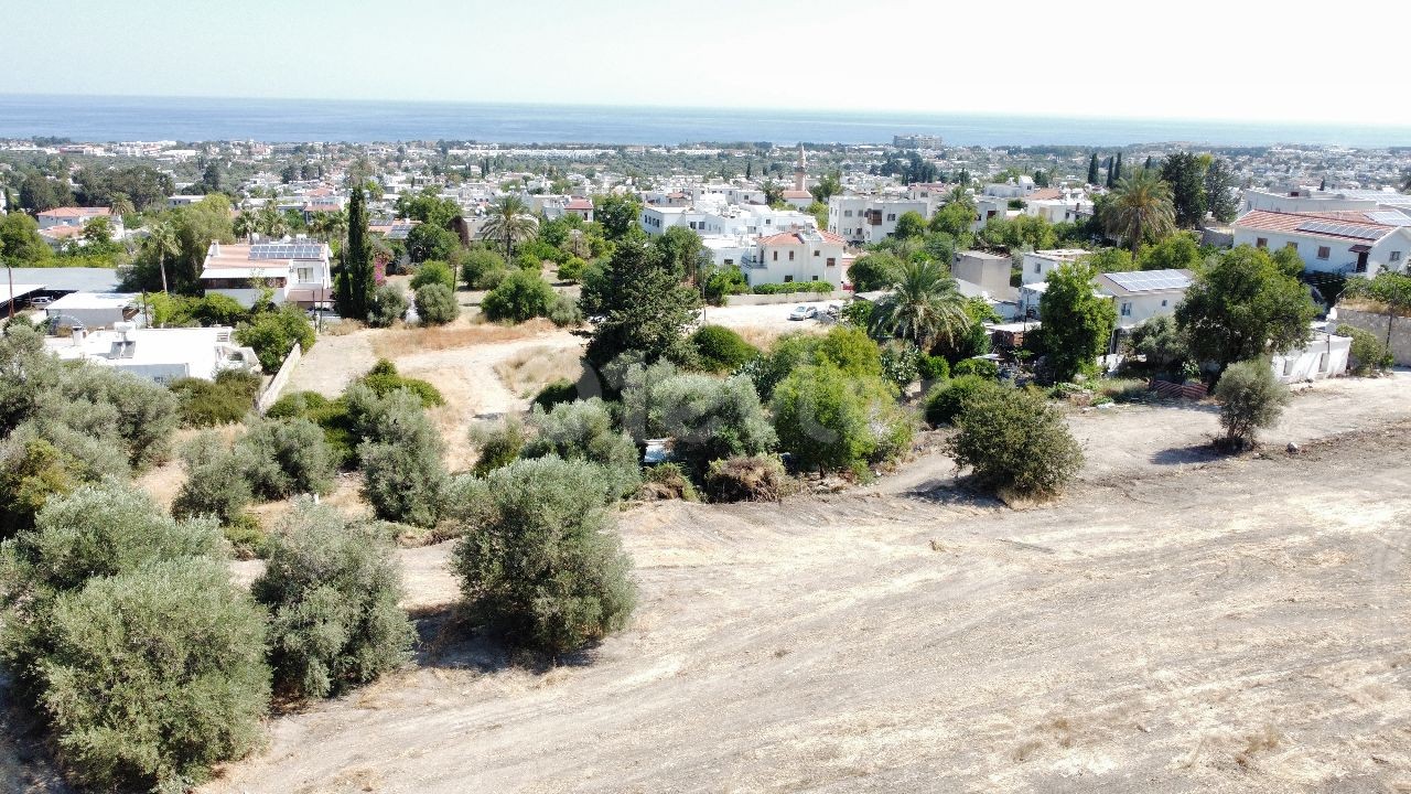 LAND WITH TURKISH TITLE FOR SALE IN KYRENIA OZANKOY (4313M2)! ** 