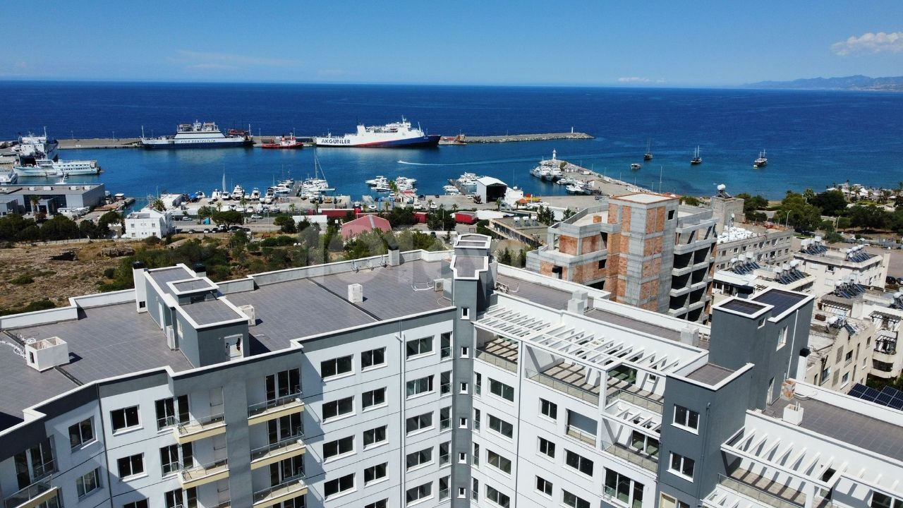 3+ 1 LUXURY APARTMENTS FOR RENT ON THE SEAFRONT IN THE CENTER OF KYRENIA ** 