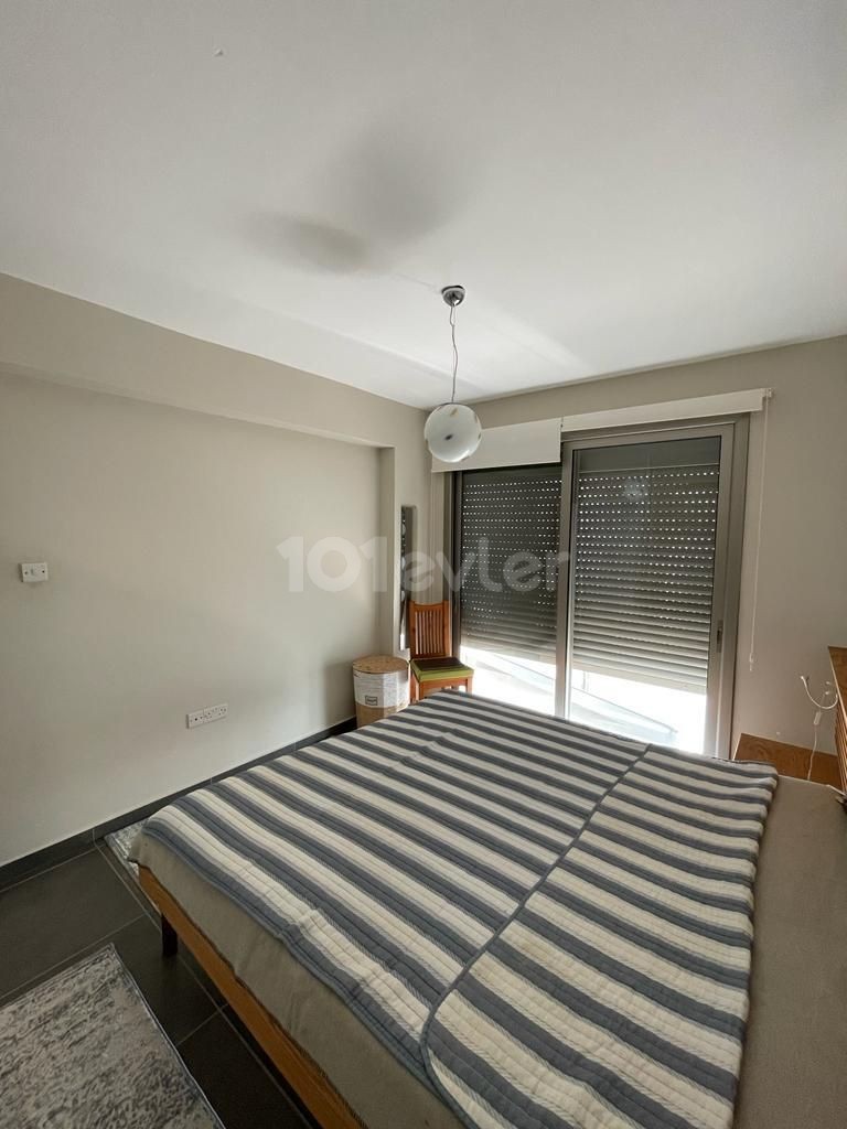 GİRNE MERKEZDE 3+1 GENİŞ TERASLI SATILIK PENTHOUSE