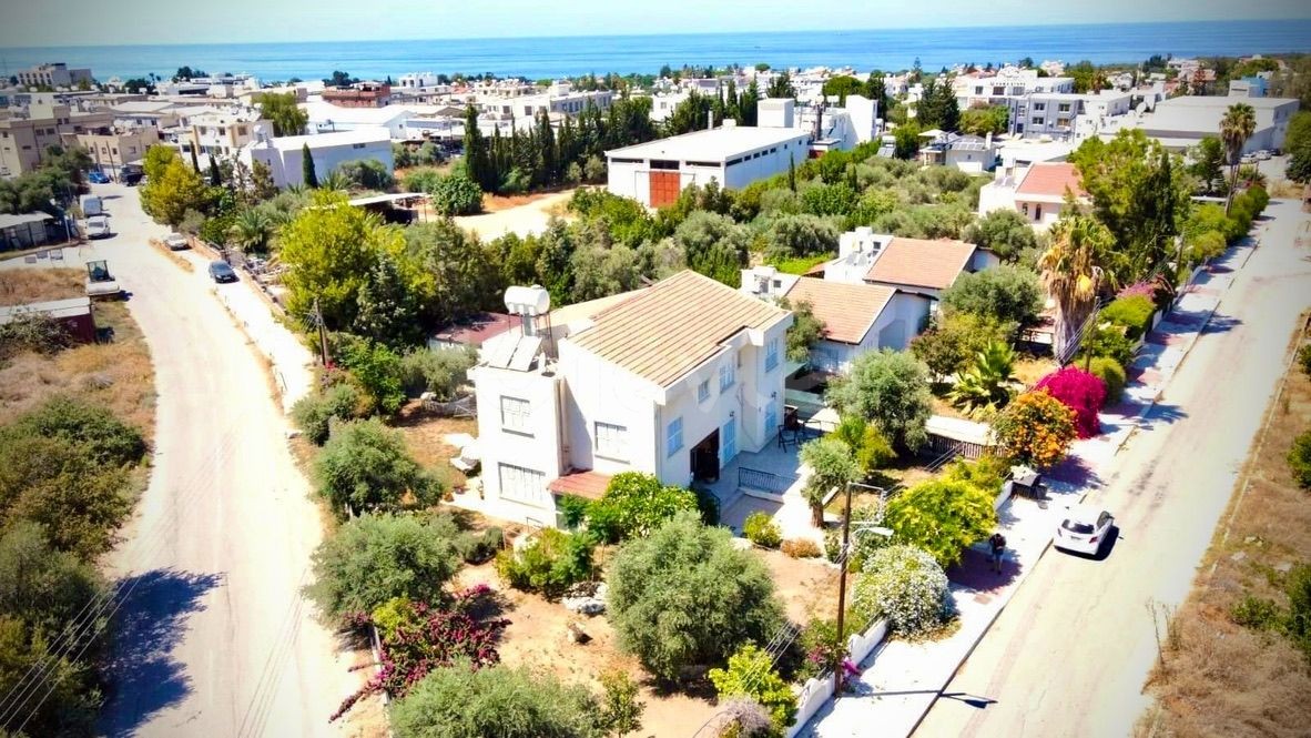 ZEYTINLIK IS ALSO FOR SALE IN A SPACIOUS DETACHED GARDEN 4 +1 ** 