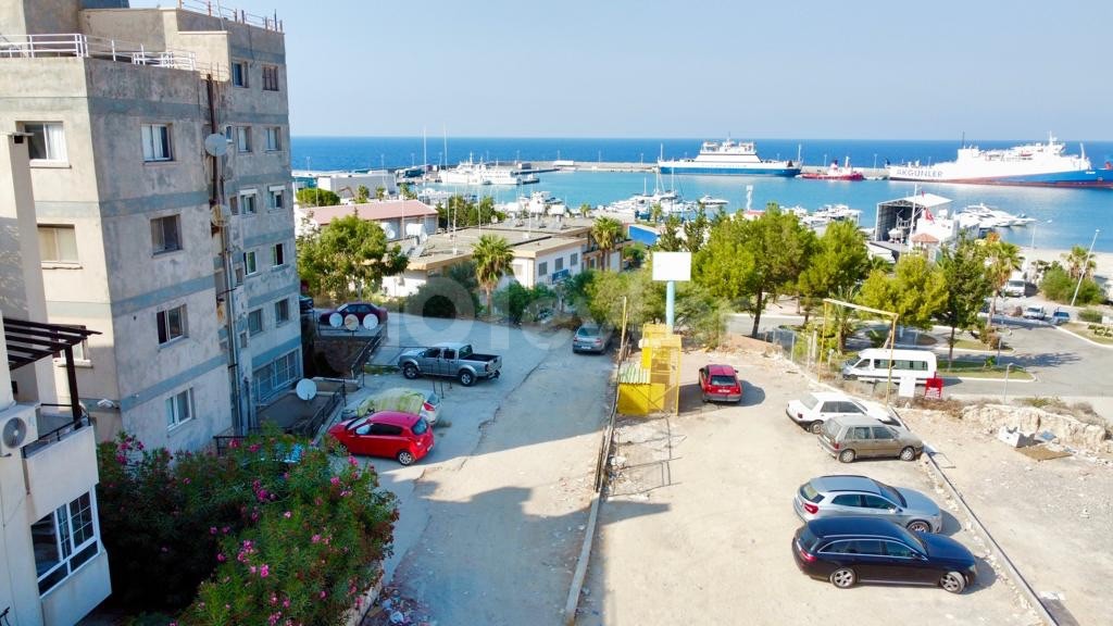 PENTHOUSE FOR SALE IN KYRENIA WITHIN WALKING DISTANCE TO THE SEA! ** 