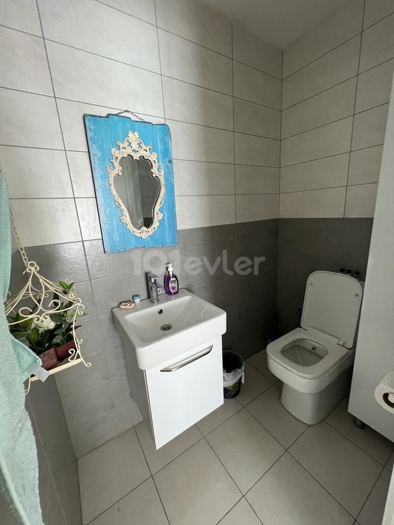 Flat For Sale in Girne Merkez, Kyrenia