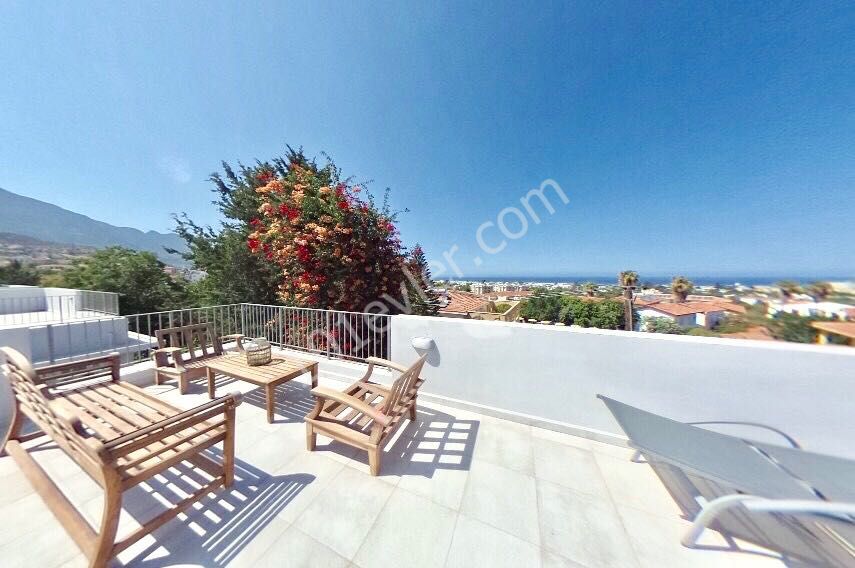 Flat To Rent in Alsancak, Kyrenia