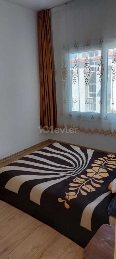 Lapta'da denize sıfır sitede full deniz manzaralı, 100m2 terasa sahip SATILIK 3+1 Penthouse