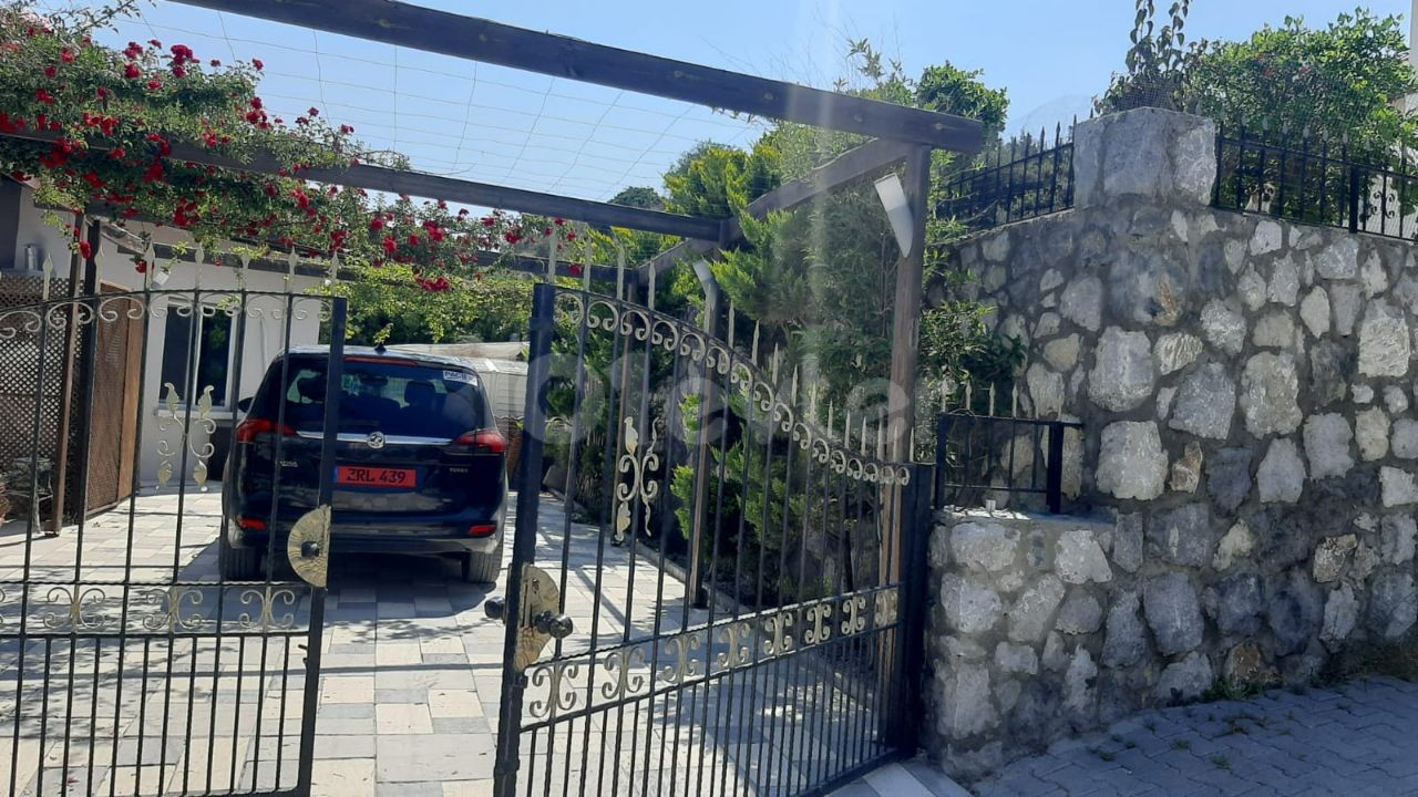 A VILLA FOR SALE with A Detached Pool in Kyrenia Çatalkoy with Plenty of Extras ** 