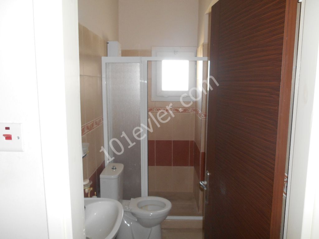 Lefkoşa Taşkınköy de kiralık 2+1 lüks daire