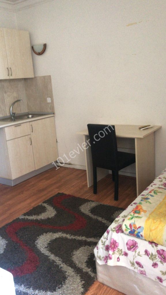 Girne de kiralık stüdyo daire