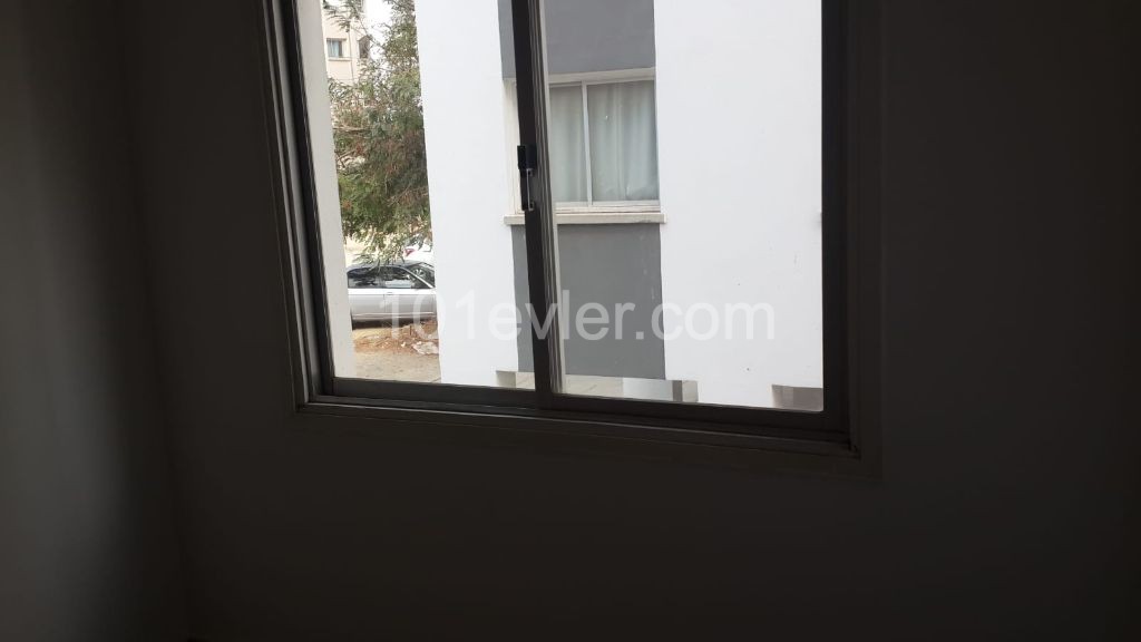 Lefkoşada kaymaklıda kiralık ofis izinli 3+1 daire