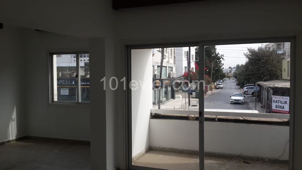 Office To Rent in Küçük Kaymaklı, Nicosia