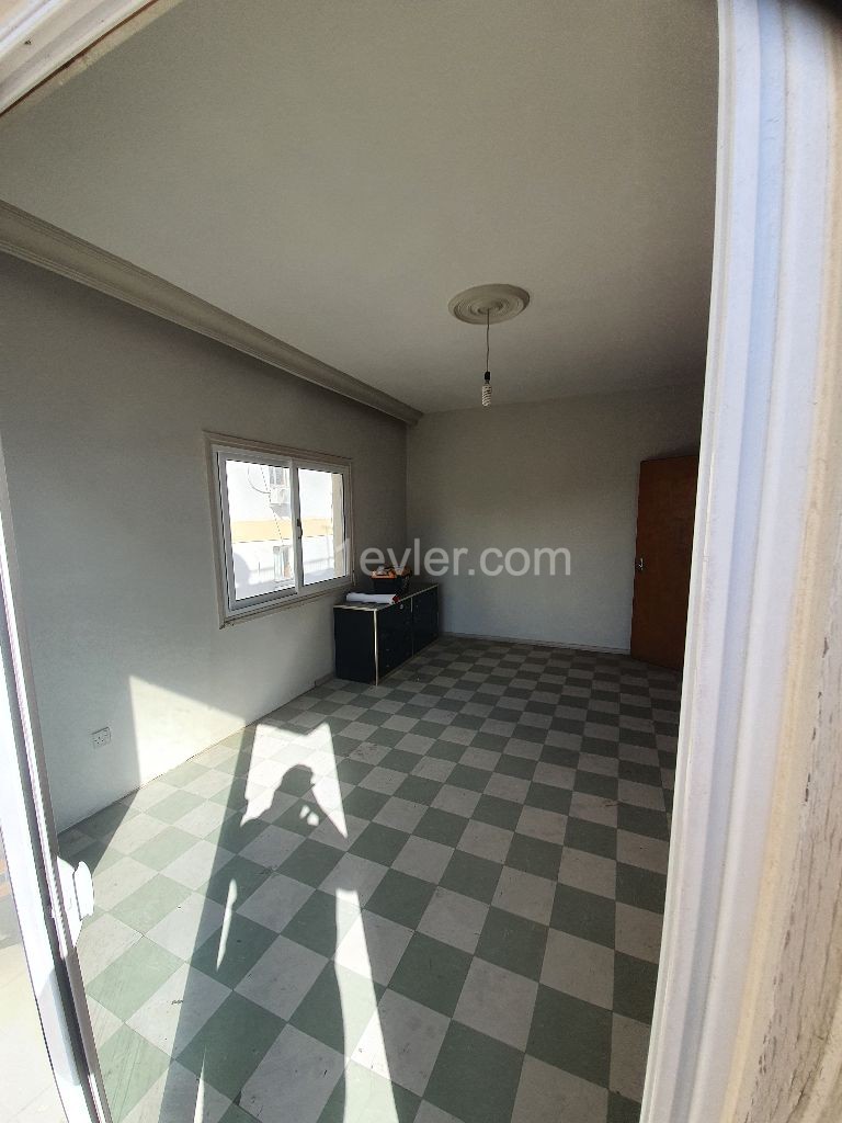 Flat To Rent in Köşklüçiftlik, Nicosia