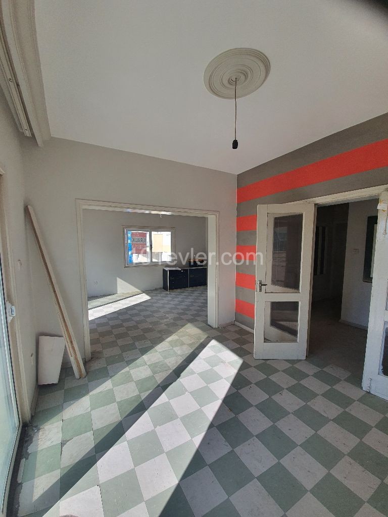 Flat To Rent in Köşklüçiftlik, Nicosia