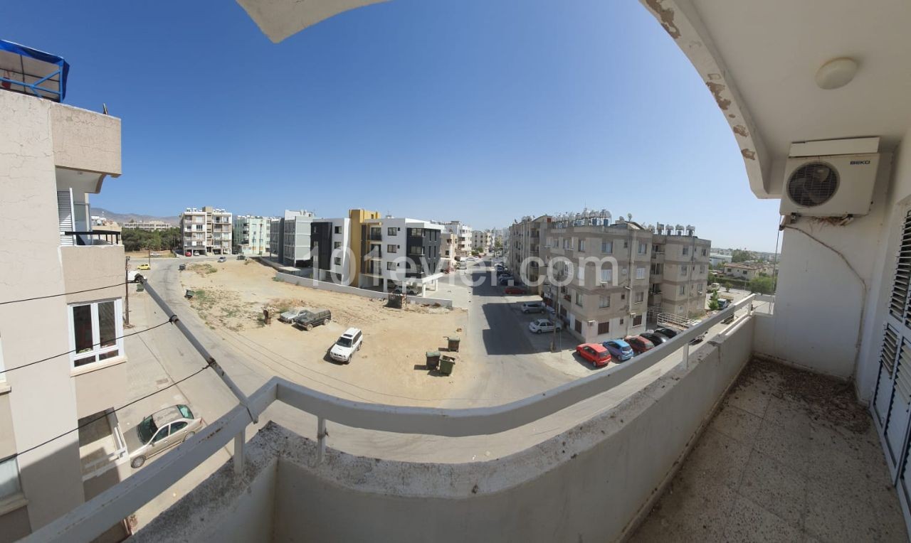 Lefkoşa Yenikent Bölgesinde kiralık 140m2 çok iyi durumda daire