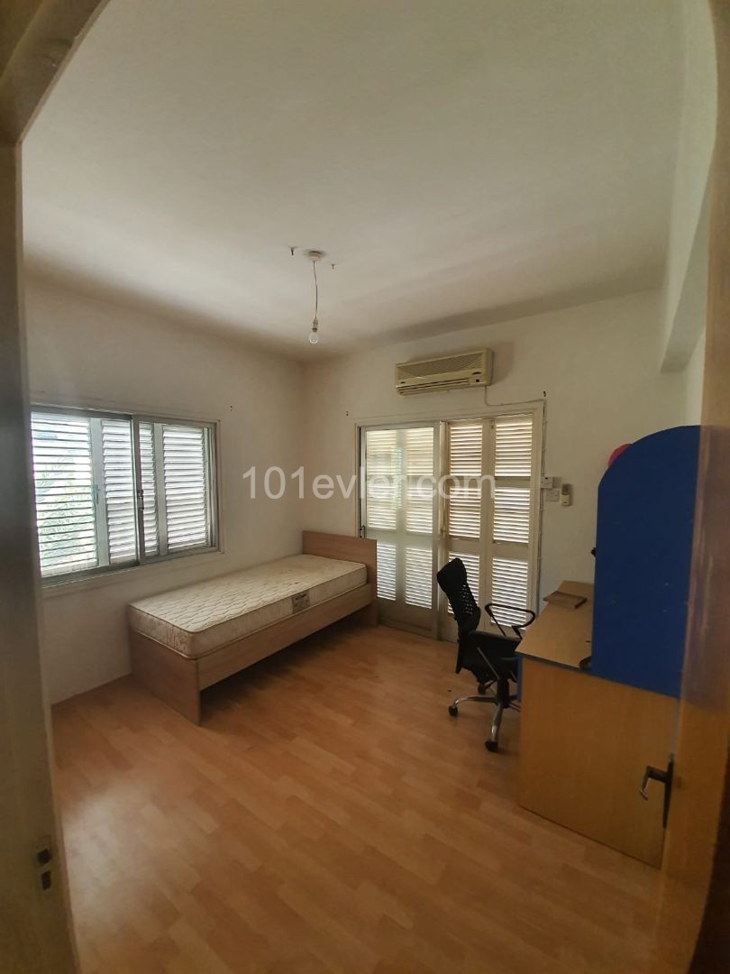 3 Bedroom flat in Yenikent 