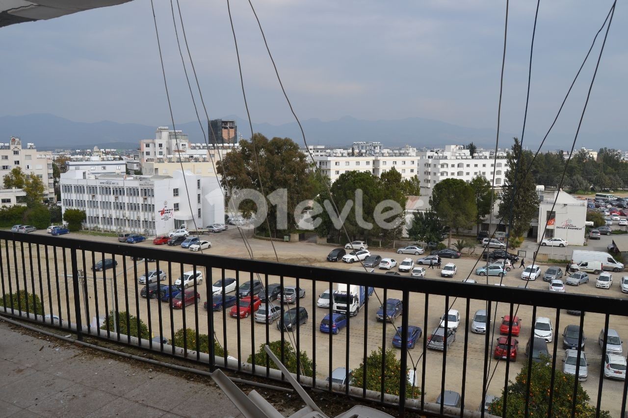 Lefkosa Kumsal Bolgesinde satilik 250m2 Penthouse