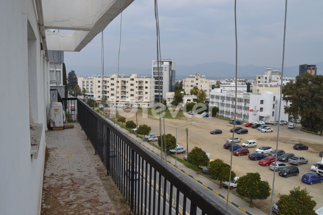 Lefkosa Kumsal Bolgesinde satilik 250m2 Penthouse