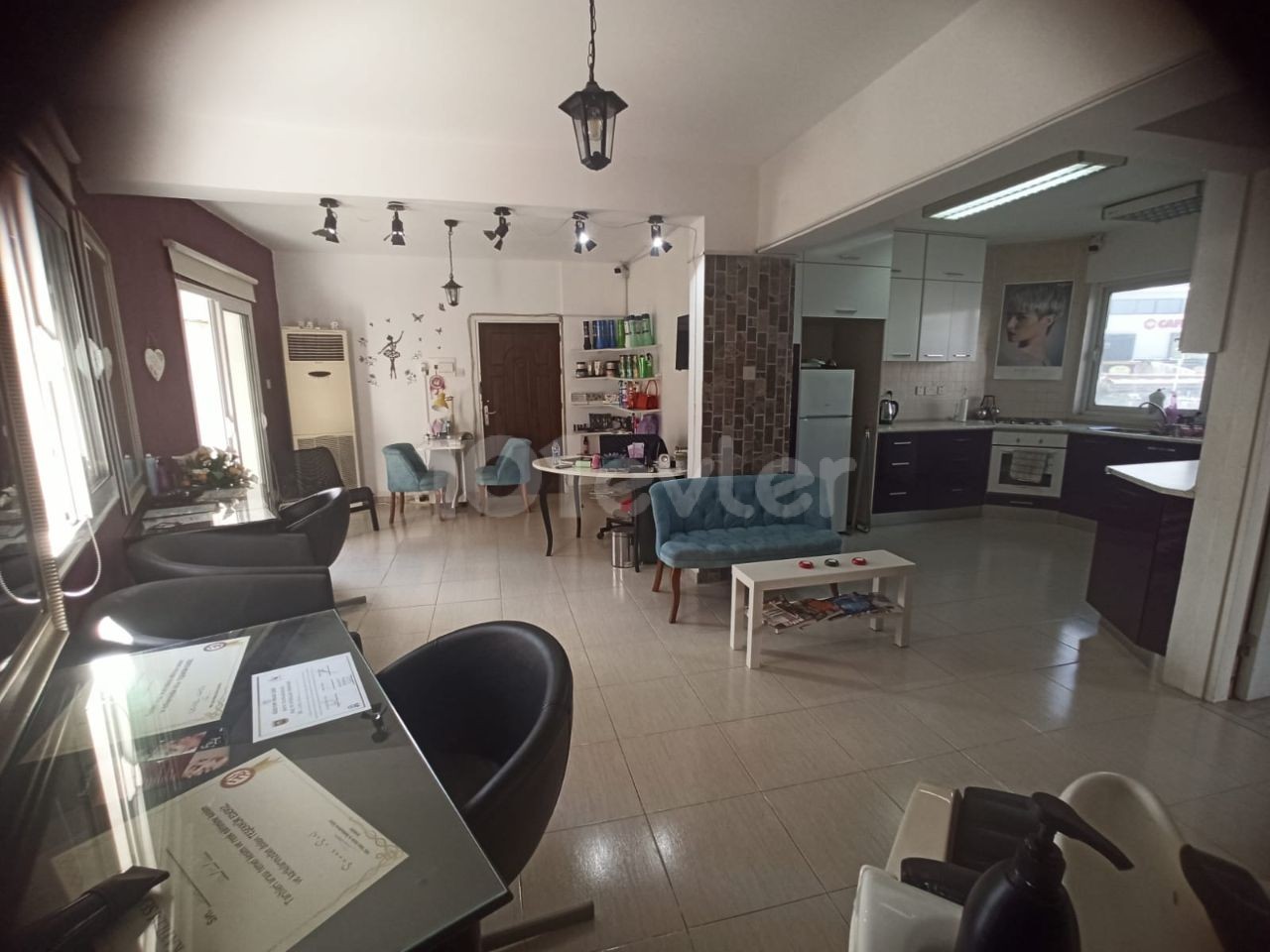 For sale in Kyrenia Center 2+1 office shop shop house with permission 