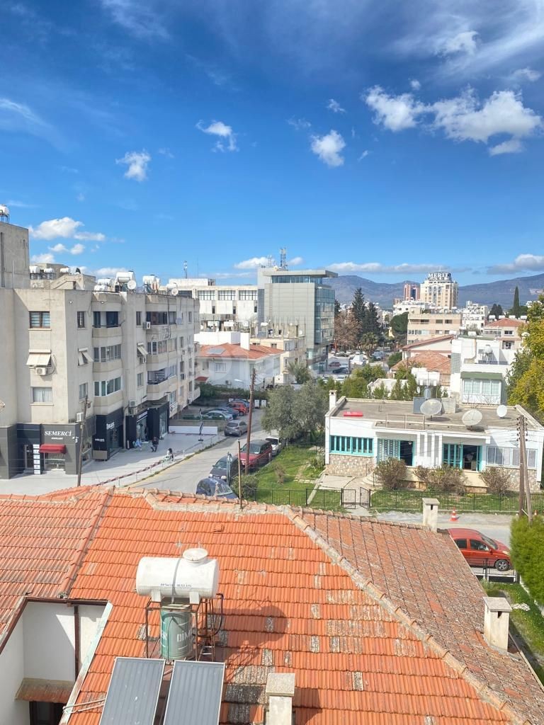 3+1 große Wohnung zur Miete in der Gegend von Nikosia Köşklüçiftlik