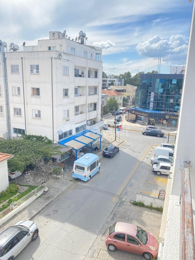 3+1 große Wohnung zur Miete in der Gegend von Nikosia Köşklüçiftlik