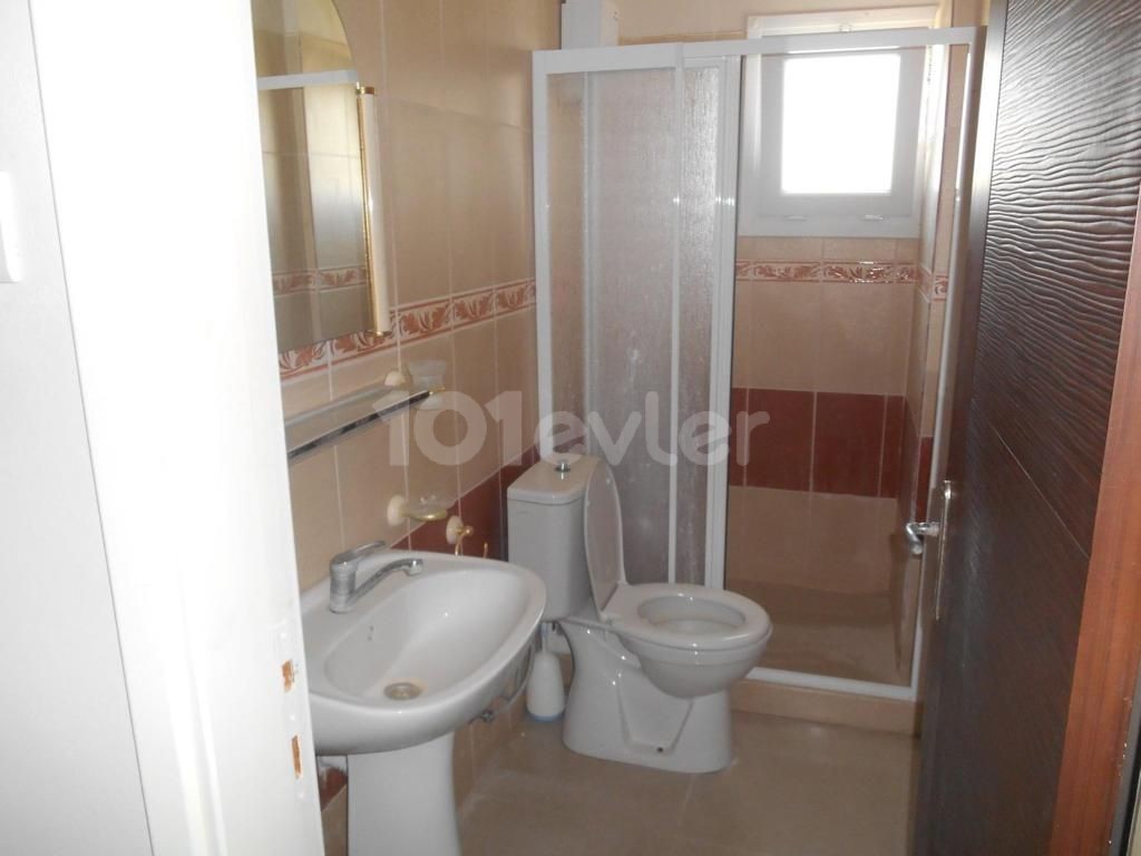 2+1 Wohnung zur Miete in Nikosia Taşkınköy Metropol Bereich Immaculate