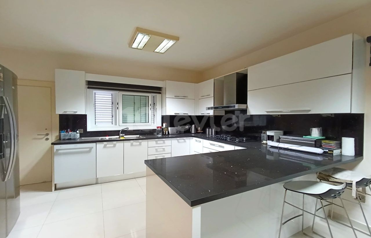 FOR RENT 3+1 TWIN VILLA KÜÇÜK KAYMAKLI/NICOSIA (MONTHLY PAYMENT)