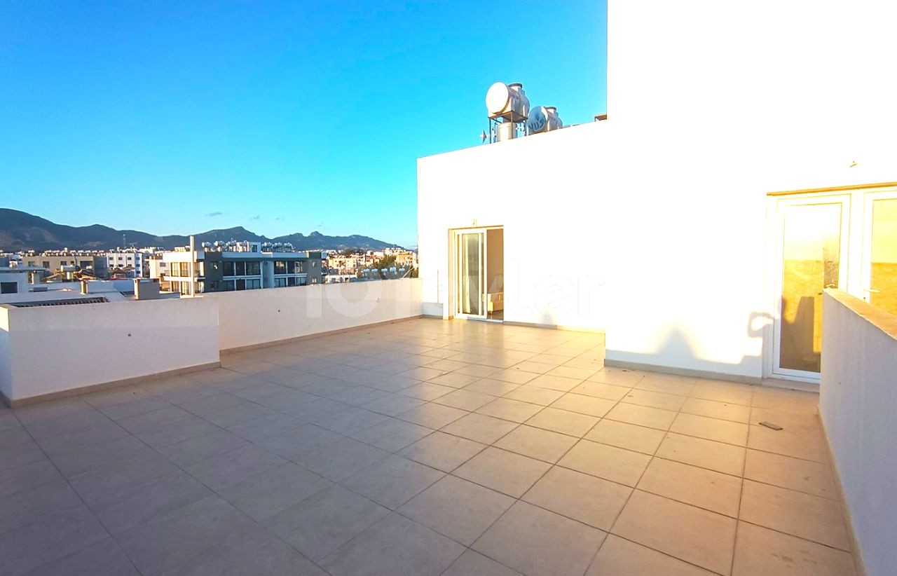 PENTHOUSE ZU VERMIETEN GÖNYELİ/NICOSIA/TRNC