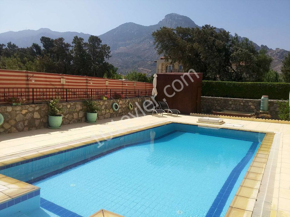 Stunning 3 bedroom villa with private swimming pool near main road and sea side. Full Title Deeds ready