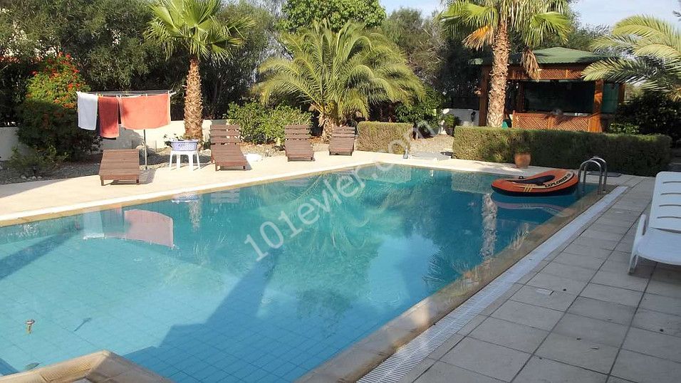 Stunning 3 bedroom villa with 5X10 private swimming pool and  full central heating system Title is ready VAT is paid