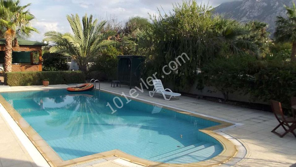 Stunning 3 bedroom villa with 5X10 private swimming pool and  full central heating system Title is ready VAT is paid