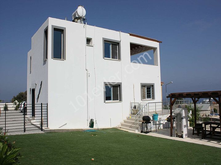 Modern Style 3 bedroom villa in Karsiyaka Title Deeds is ready