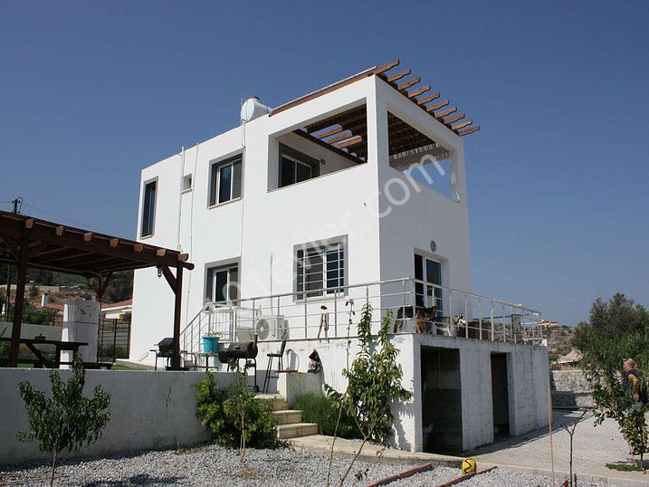 Modern Style 3 bedroom villa in Karsiyaka Title Deeds is ready