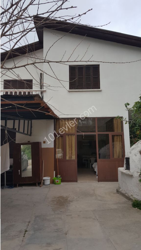 Furnished 2 bedroom ground floor house in Bellapais area