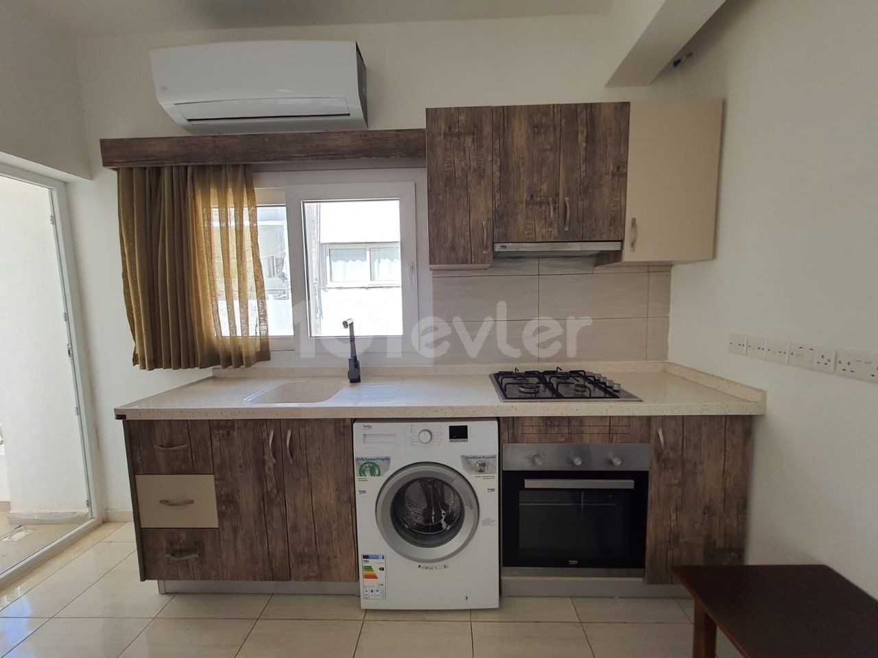 1+1 Flat in İsmet İnönü