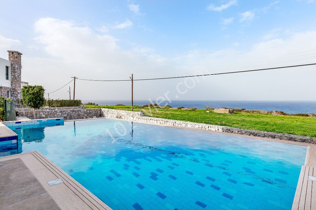 Stone Feature 3 Bed Villa With T-Shaped Pool Only 150m From The Sea   