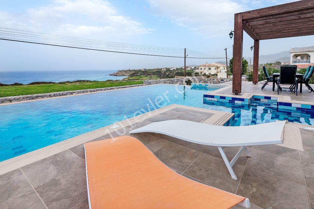 Stone Feature 3 Bed Villa With T-Shaped Pool Only 150m From The Sea   