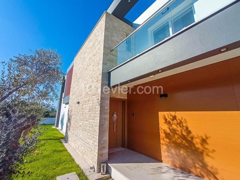 4 Yatak Odalı Modern Villa ** 