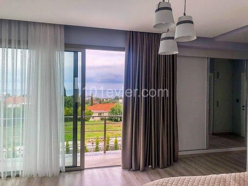 3 Yatak Odalı Modern Villa Çatalköy ** 