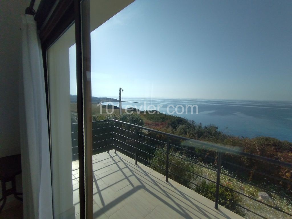 Frontline 4 Bed Villa With Sea And Sunset Views